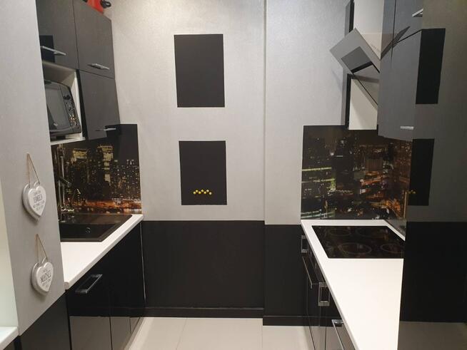 Apartament 93m, 2garaże, taras 30m, piwnica, klima