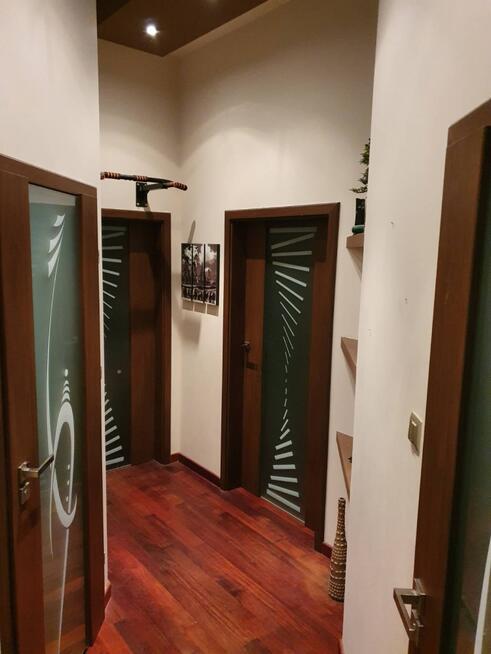 Apartament 93m, 2garaże, taras 30m, piwnica, klima