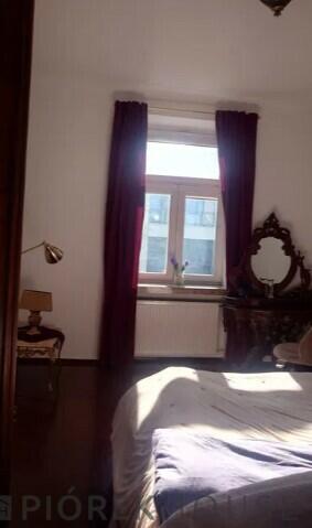 4-pokojowe mieszkanie na Śródmieściu