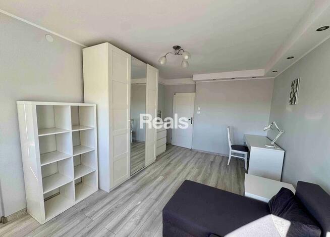 3 pokoje, balkon, piwnica, parking