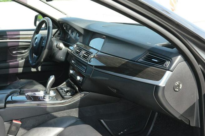 BMW 520 2.0d 184 KM Panorama/ Head Up/ Skóra/ Xenon/ Navi / Grzania/ El.fotele