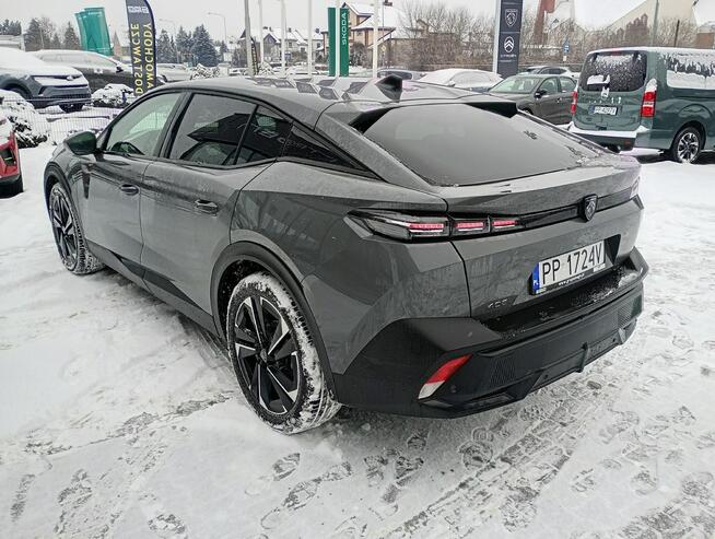 Peugeot 408 Allure hybrid 145 KM automat pakiety bezpieczenstwo, zimowy