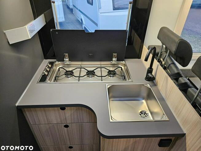 Adria Sunliving S 75 SL