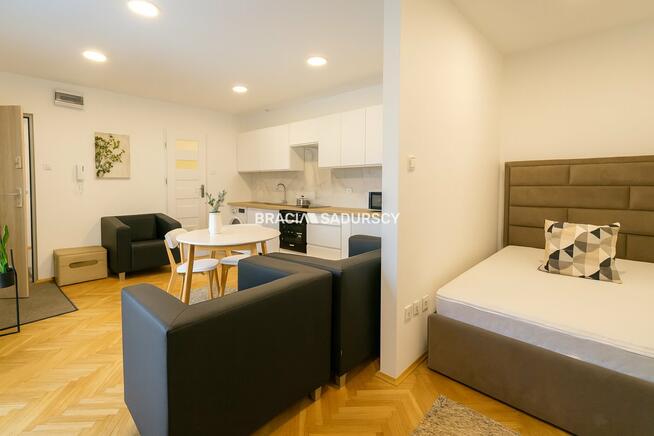 Dom Kraków Łagiewniki-Borek Fałęcki, Łagiewniki, Oraczy