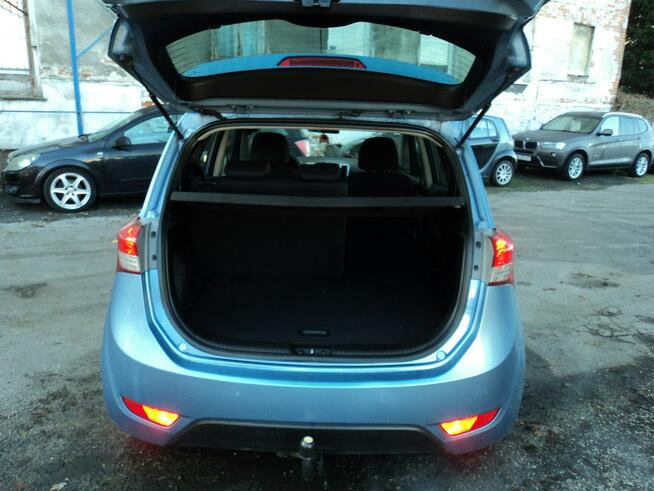 ladnego HYUNDAIA IX-20 z 2012r1.4 CRDI 90KM,2x komp.opon L+ Z NOVE