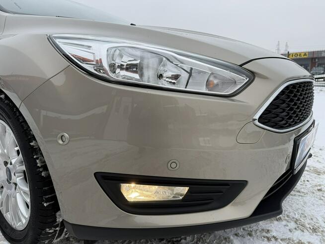 Ford Focus 1.5 LED Navi Grzana szyba + fotele Alu Serwis ASO Bezwyp Opłacony