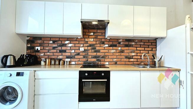 Os. Generałów, 2 pok.+kuchnia, m. postojowe, winda