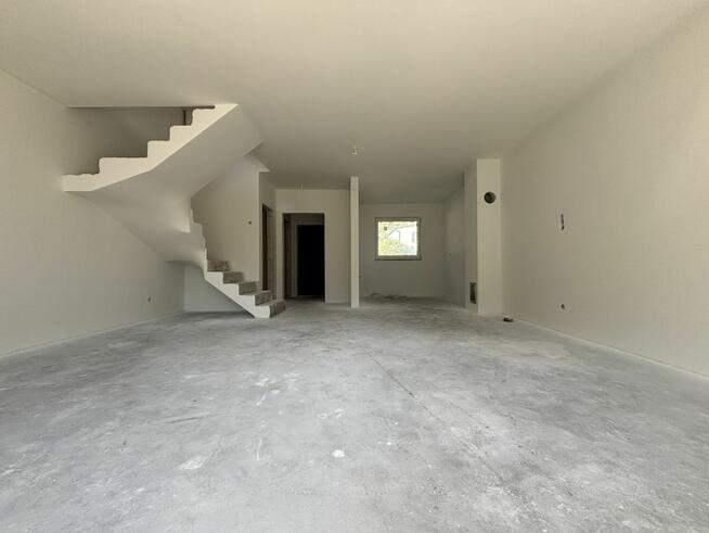 Mieszkanie Reda, Okrężna