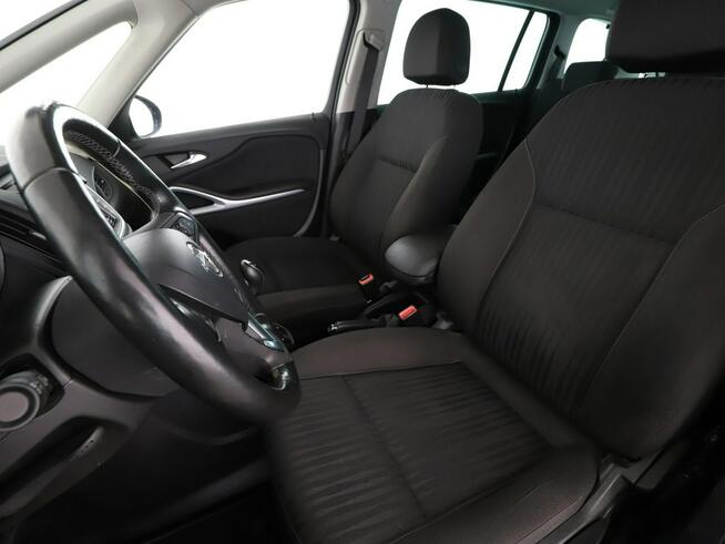 Opel Zafira navi klima auto grzane fotele czujniki parkowania grzana kierownica