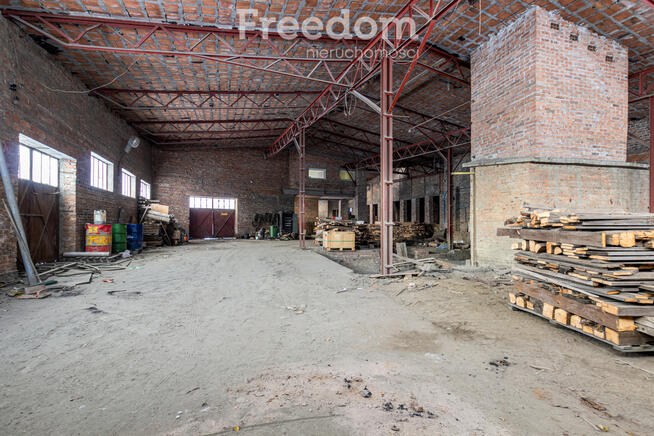 Nowa Cena, Teren 2 ha z zabudową,