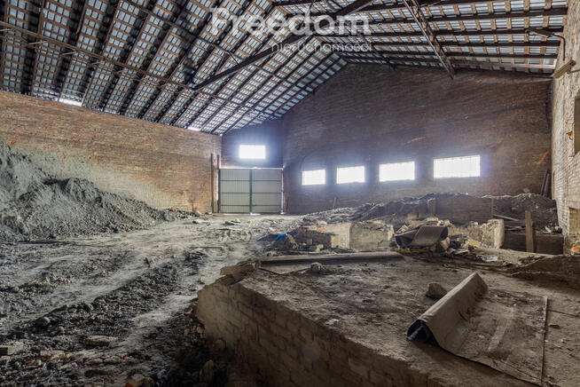 Nowa Cena, Teren 2 ha z zabudową,