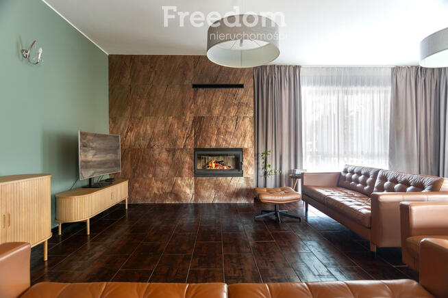 Przestronny dom na dużej działce Lesznowola