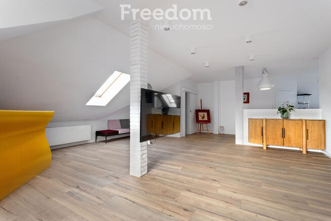 Przestronny dom na dużej działce Lesznowola