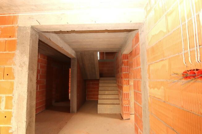 Piękny dom w stanie surowym zamkniętym – Babiak