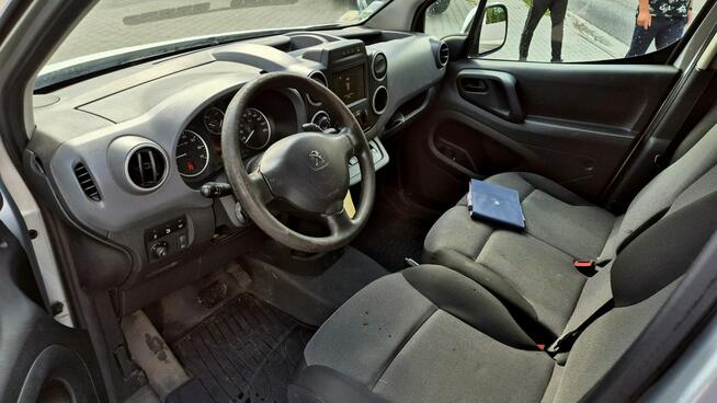 Peugeot Partner 1.6 HDI 100KM lifting AUTOMAT 6-biegów Nawigacja Tablet kamera