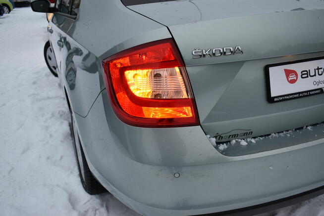 KLIMATRONIK TEMPOMAT CZUJNIKI PARKOW....BEZWYPADKOWA ŚLICZNA