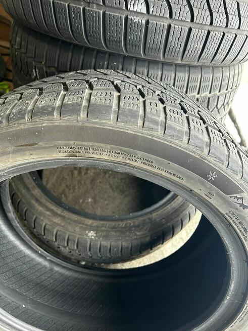 Opony Zimowe 245/40R18