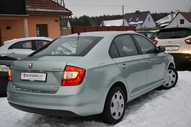 KLIMATRONIK TEMPOMAT CZUJNIKI PARKOW....BEZWYPADKOWA ŚLICZNA