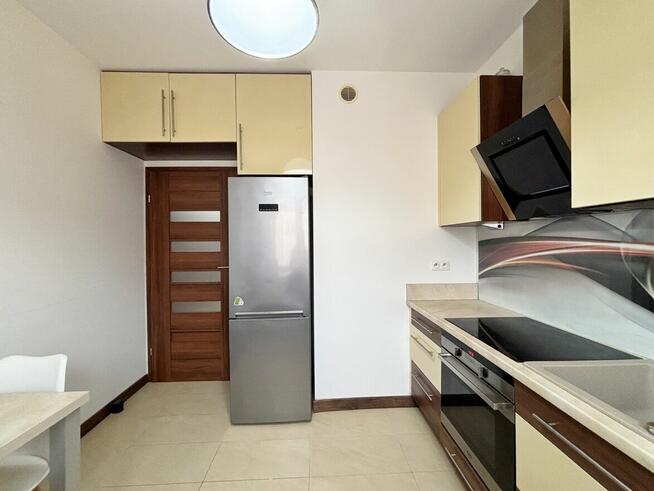 Przestronne, rozkładowe 2 pok. z balkonem / klimatyzacja