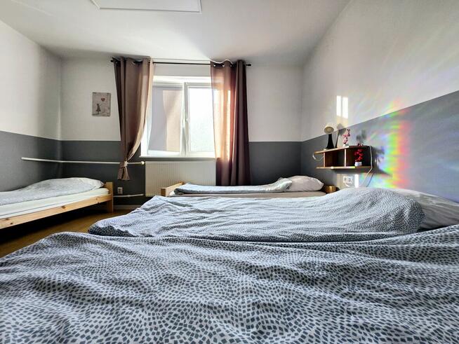 Pokój 4-5 osobowy z łazienką Warszawa Ursynów/metro Imielin