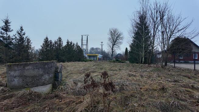 Działka 1350 m² Pupki (gm. Turośl) – narożna, ogrodzona, WZ