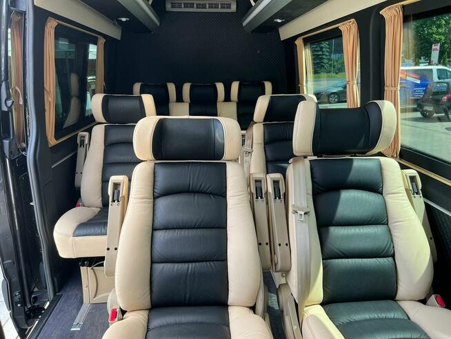 WYNAJEM BUSÓW I AUTOKARÓW