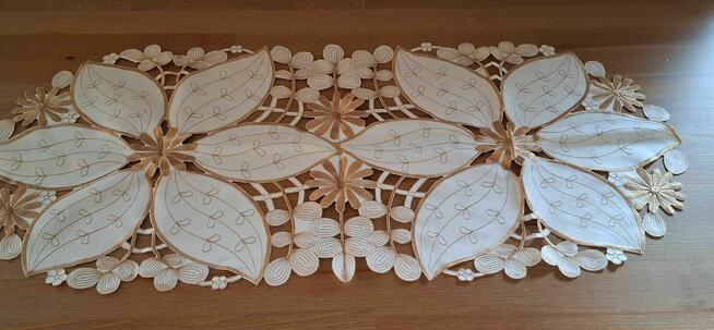 Obrusy + Serwety na ławę