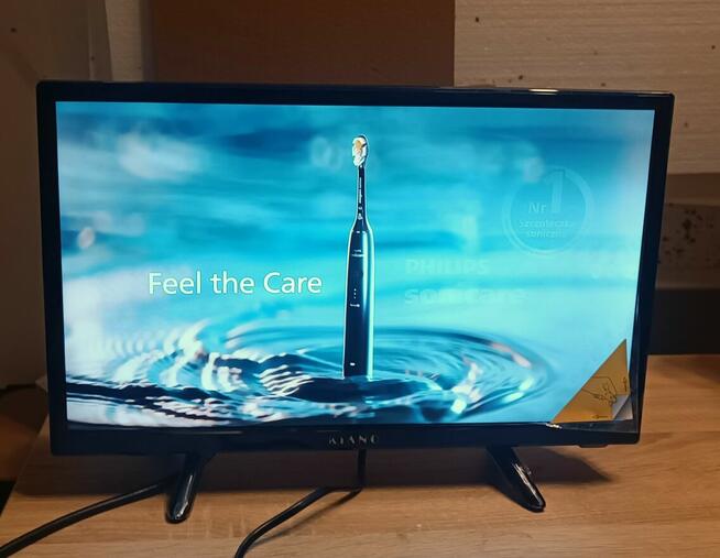 19 Cali Telewizor LED HD DVB-T2 Hevc + Kabel Hdmi + Upominek