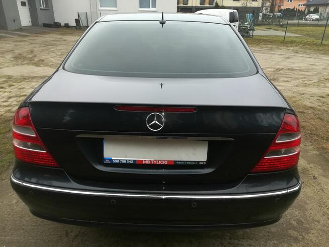 MERCEDES E211 AUTOMAT 1,8i 2003/4r SEDAN SERWIS ZADBANY EKON