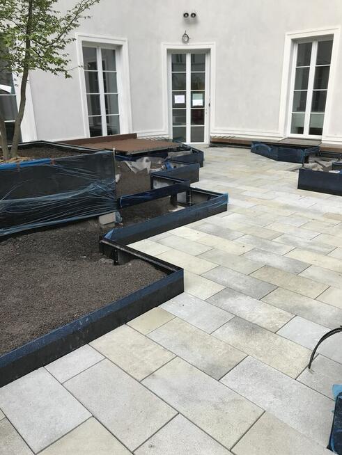 ALTANY, GRILLE, WĘDZARNIE, PODŁOŻA, SCHODY, MURY, KOMINKI