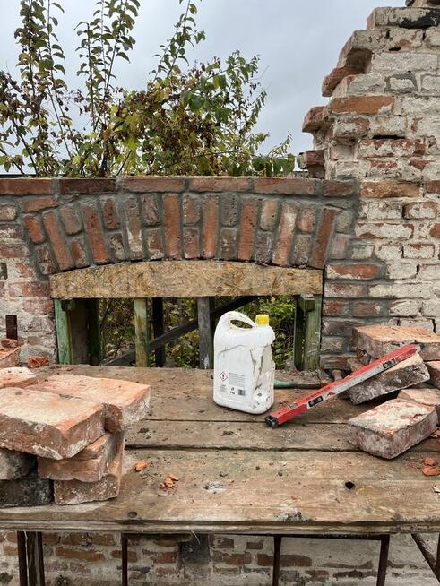 ALTANY, GRILLE, WĘDZARNIE, PODŁOŻA, SCHODY, MURY, KOMINKI