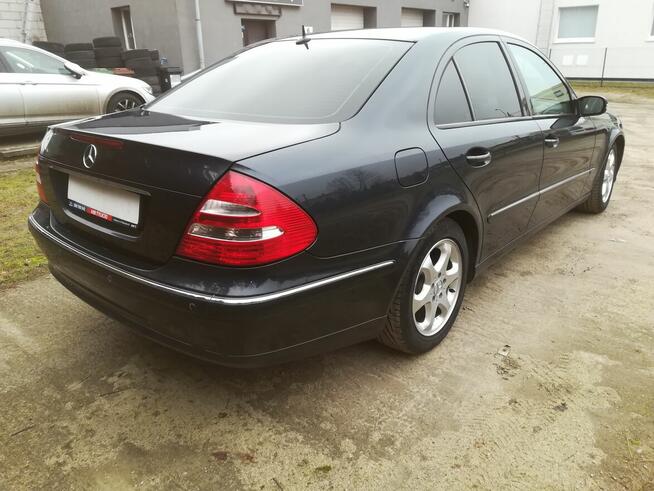 MERCEDES E211 AUTOMAT 1,8i 2003/4r SEDAN SERWIS ZADBANY EKON