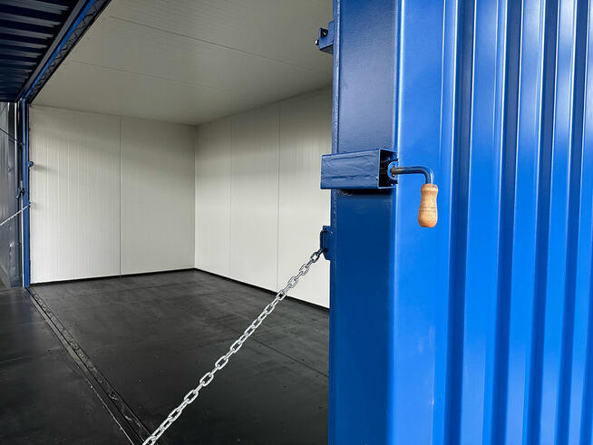 Adaptacja kontenerów morskich