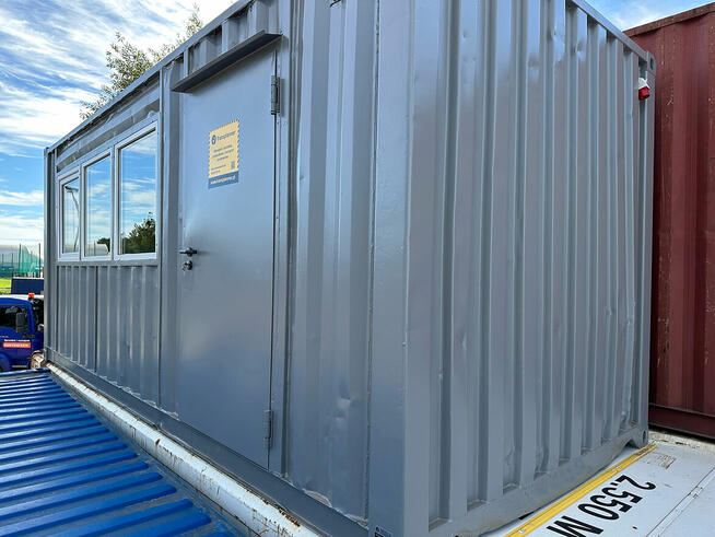 Adaptacja kontenerów morskich