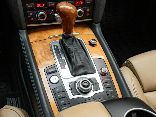 Audi Q7 3.0 240KM Quattro Szklany dach Skóra 4 Stref klima Podgrz.f VAT23%