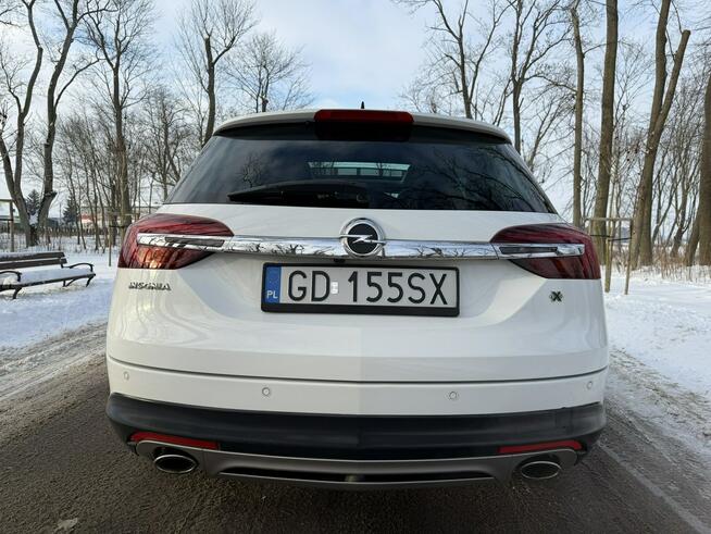 Opel Insignia Country Tourer 2.0 BI-TURBO 195KM Navi Alu18'' Skóra Xenon 4x4 Full