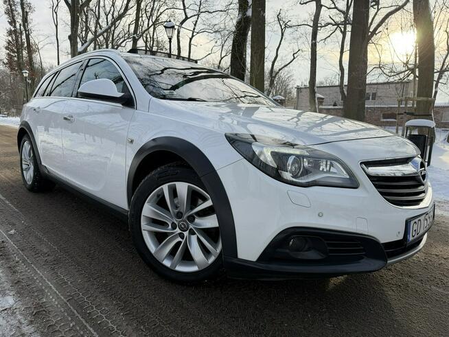 Opel Insignia Country Tourer 2.0 BI-TURBO 195KM Navi Alu18'' Skóra Xenon 4x4 Full