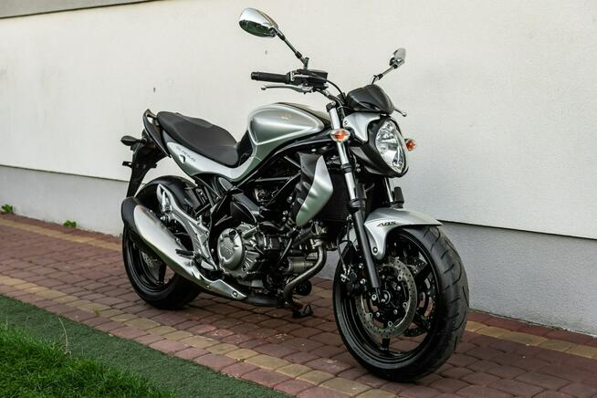 Suzuki Gladius 650 R 2011 ABS MAŁY PRZEBIEG Transport Największy Wybór Rejestracja PL