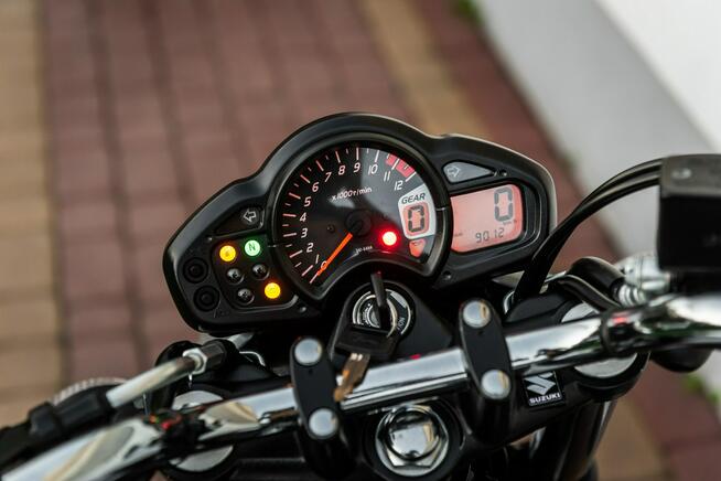 Suzuki Gladius 650 R 2011 ABS MAŁY PRZEBIEG Transport Największy Wybór Rejestracja PL