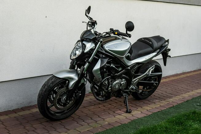 Suzuki Gladius 650 R 2010 ABS MAŁY PRZEBIEG Transport Największy Wybór Rejestracja PL