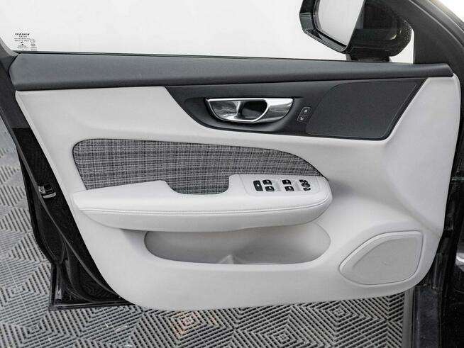 Volvo V60 Cross Country WD7232N#D4 AWD K.cof Podgrz.f I szyba LED Salon PL VAT23%