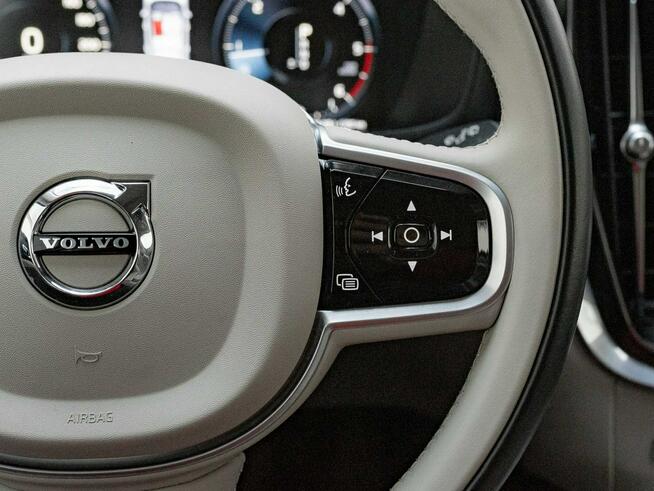 Volvo V60 Cross Country WD7232N#D4 AWD K.cof Podgrz.f I szyba LED Salon PL VAT23%