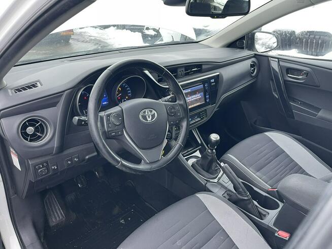 Toyota Auris Klimatronik Podgrzewanie Tempomat Czujniki park. 132KM