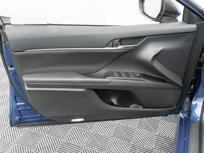 Toyota Camry WJ3205L#2.5 Hybrid Comfort CVT K.cofania 2 stref klim Salon PL VAT 23%