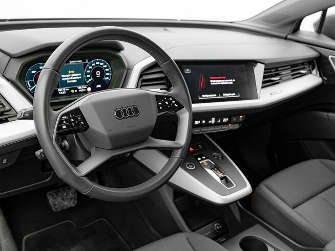 DW8WU92#Q4 e-tron 40 77kWh Advanced K.cof Salon PL VAT23%