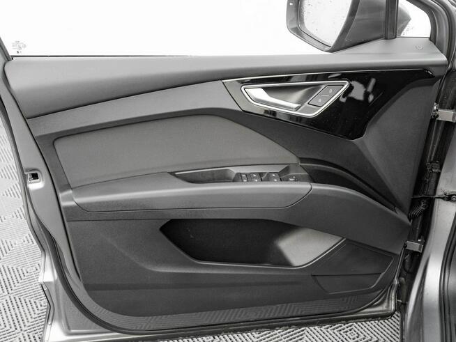 DW8WU92#Q4 e-tron 40 77kWh Advanced K.cof Salon PL VAT23%