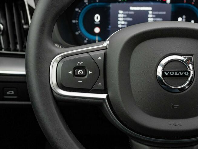 Volvo XC 60 GD2L981#B4 B Core K.cof LED NAVI Salon PL VAT23%