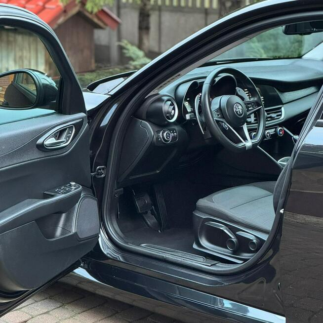 Alfa Romeo Giulia 2.2 D 150 KM Automat Zarejestrowany Oryginalny Przebieg