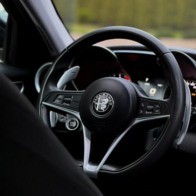 Alfa Romeo Giulia 2.2 D 150 KM Automat Zarejestrowany Oryginalny Przebieg