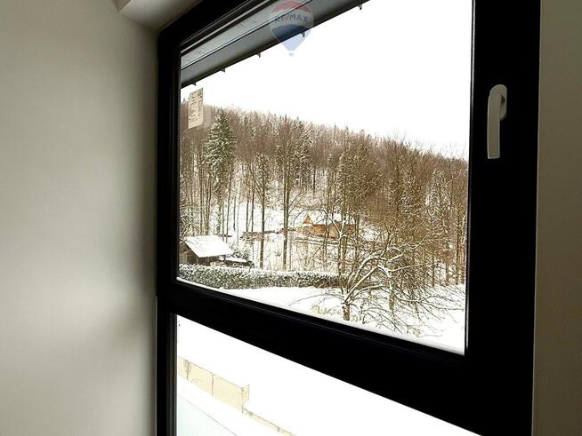 Nowoczesny dom w stylu „stodoła” w Straconce